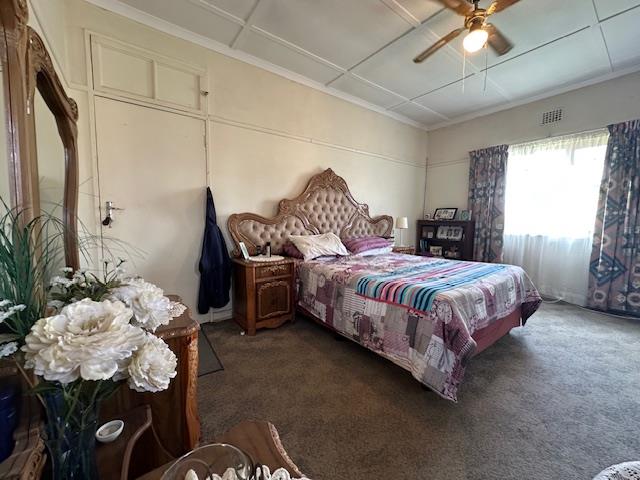 5 Bedroom Property for Sale in Swartkops Eastern Cape